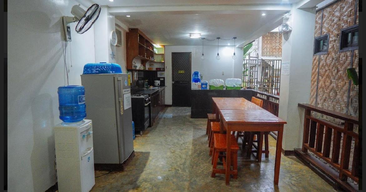 Tres Islas Hostel General Luna  Εξωτερικό φωτογραφία