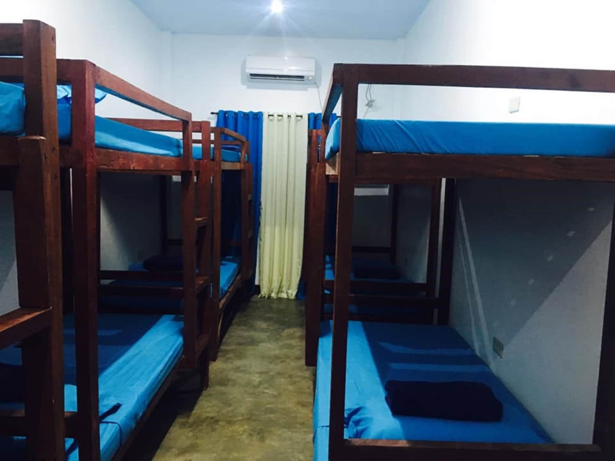 Tres Islas Hostel General Luna  Εξωτερικό φωτογραφία